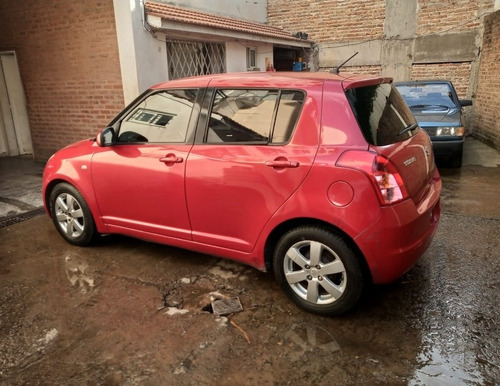 Imagen 3 de 8 de Suzuki Swift 2009 1.5 N