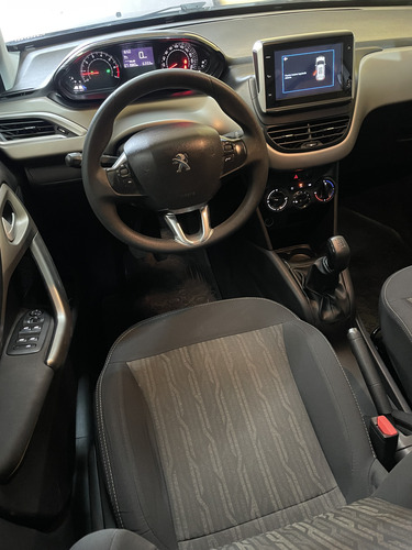 Peugeot 2008 1.6 Allure 2020
