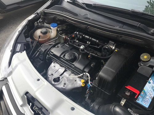 Peugeot 208 1.5 Allure 2015
