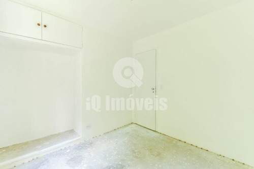 Imagem 6 de 15 de Apartamento Em Pinheiros, 95m², 3 Dormitórios, 1 Suíte Com 1 Vaga De Garagem - Iq26929