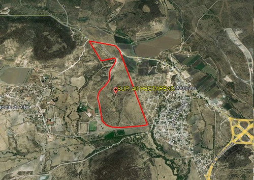 Terreno En Tlacote El Alto, Santiago De Querétaro. Sup. 40 Hectáreas.