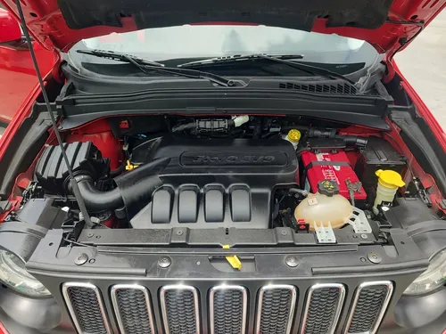 Jeep Renegade 1.8 Latitude 4x2 At