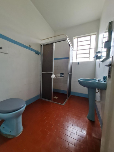 Imagem 16 de 16 de Casa 05 Dormitórios Para Alugar No Centro De Santa Maria Com Garagem Para Carro Pequeno Ou Moto. - 11672