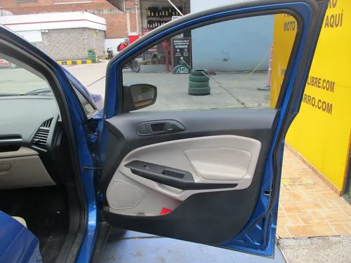 Ford Ecosport TITANIUM 4X2 2000CC AT AA