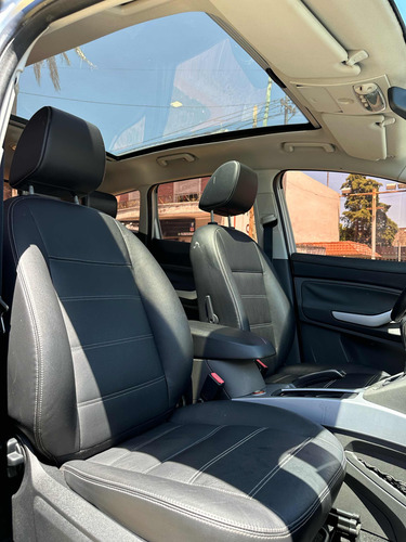 Ford Kuga 2.5 Titanium At 4x4 L (ku05)