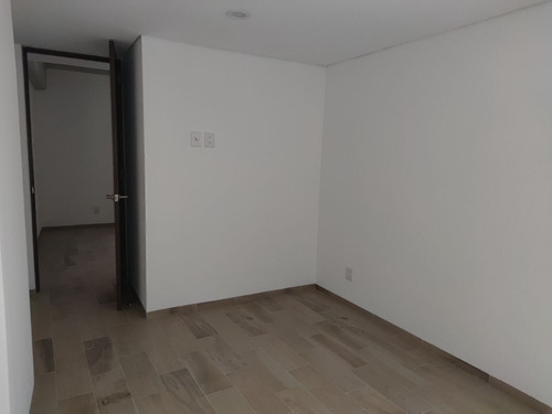 Departamento Con Doble Balcón Para Entrega Inmediata, Col. Granjas