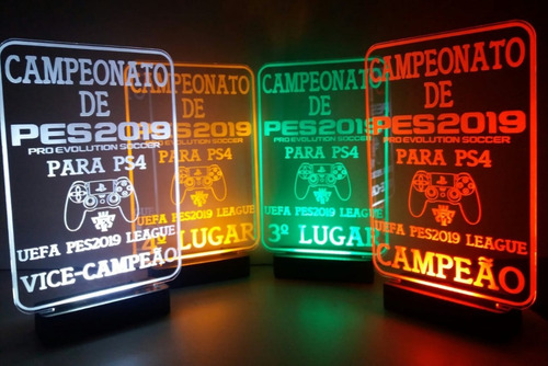 Imagem 3 de 8 de 2 Luminária De Mesa Abajur Troféu Truco Poker Baralho