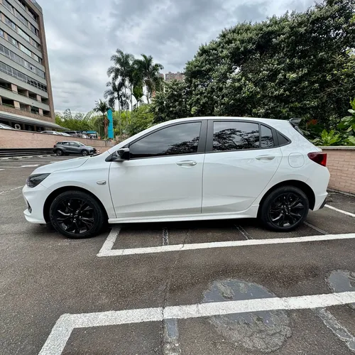 Chevrolet Onix 1.0T Rs Mt