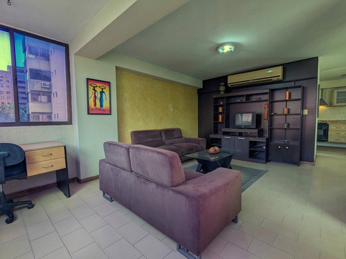 (ata-1671) Apartamento En La Trigaleña, Res. Los Chalets. Luz Coelho