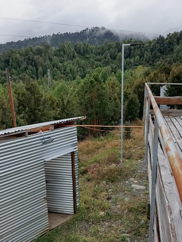 Parcela Con Cabaña De 3 Pisos En Puyehue
