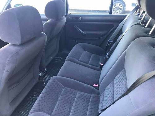 Volkswagen Golf 1.6 Comfortline 2004