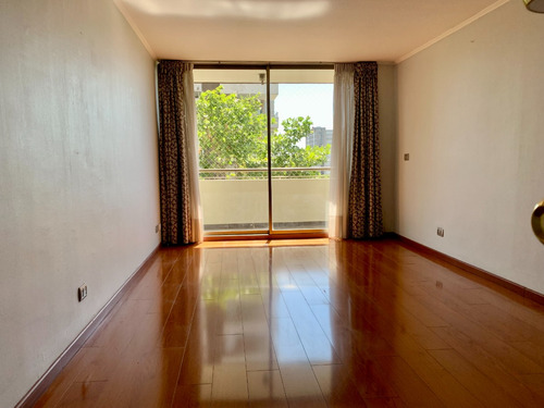 Cómodo/ Luminoso/ Impecable/ Ricardo Lyon/ 80m2