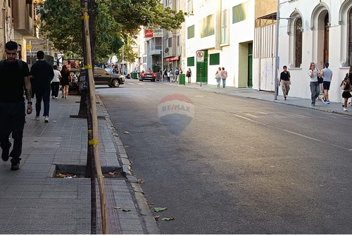 Venta Dpto. Acogedor, En San Isidro.