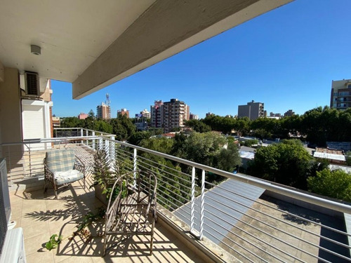 Imagen 6 de 10 de Inmejorable Departmaento 3 Ambientes Con Dos Cocheras