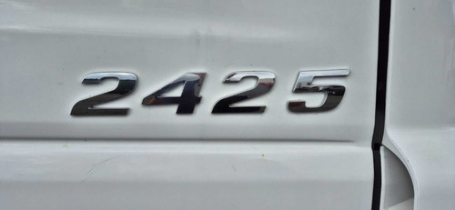 Mercedes Atego 2425 2010/11 6x2 8.50comp. 64539km 0b45