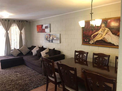 Casa En Venta De 3 Dorm. En Quilicura