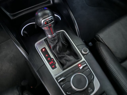Audi A3 A3 1.8 TFSI SEDAN AMBITION 16V 180CV GASOLINA 4P AUTOMÁTICO
