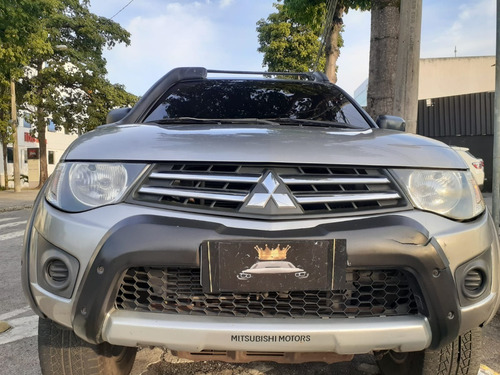 Imagem 3 de 13 de Mitsubishi L200 Triton