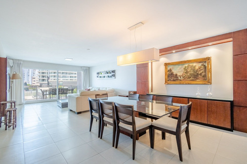 Venta Departamento 3 Domitorios En Playa Brava