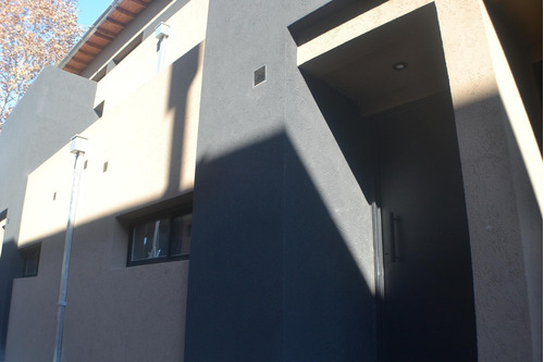 Imagen 23 de 30 de Triplex A Estrenar Complejo Tigre Unidades Disponibles