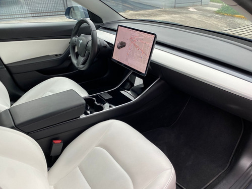 Imagen 10 de 10 de Tesla Model 3 Performance 2018 Gris