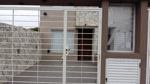 Imagen 6 de 12 de Duplex Faro 6 Personas !!mardel Todo El Año!! A Mts Del Mar Y Aquarium