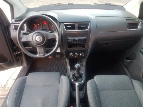 Volkswagen Fox 1.6 Mi 8v Flex 4p Manual