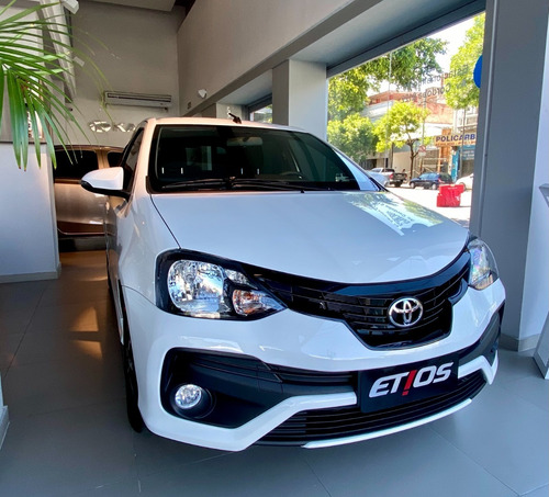 Toyota Etios Xls 1.5 Automatico 5p Hatchback