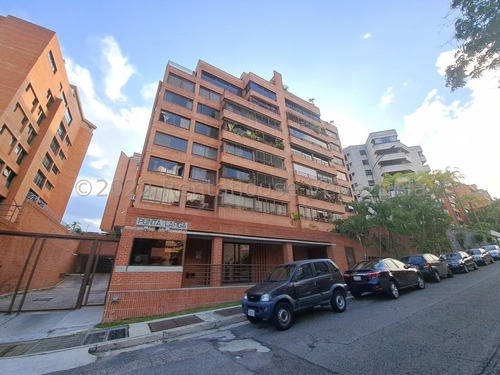 Baruta Colinas De Valle Arriba Apartamento En Alquiler 4 Habitaciones 3 Baños 2 Puestos De Estacionamiento Habitación Y Baño De Servicio Calle Cerrada Con Vigilancia Exclusivo 