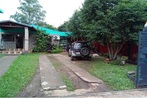 Imagen 1 de 8 de Vendo Casa En San Juan Del Paraná, A Media Cuadra De La Municipalidad: 2 Habitaciones Y 1 Baño