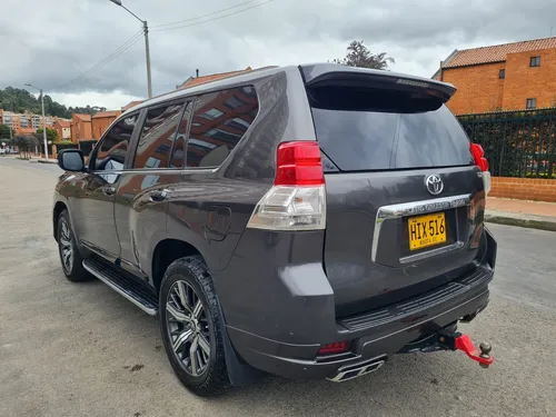 Toyota Prado Tx 4.0 V6 Atm 4x4 De 7 P Con Cuero Blindaje 2
