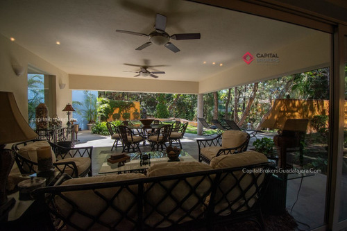 Hermosa Casa De Lujo En Venta En Puerta De Hierro Zona Andares.