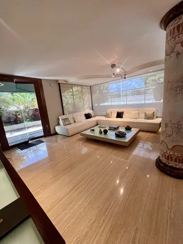 Venta. Casa. Altamira. Caracas