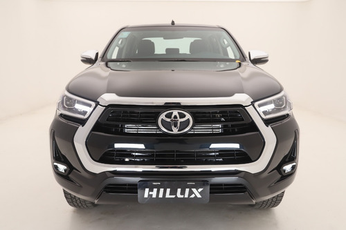 Imagen 3 de 25 de Toyota Hilux 2.8 Tdi Srv 4x2 At 0km 2023