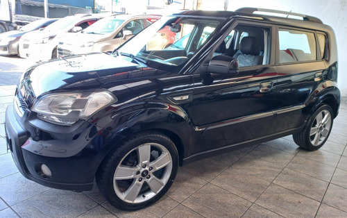 Imagem 2 de 10 de Kia Soul 1.6 Gasolina Manual