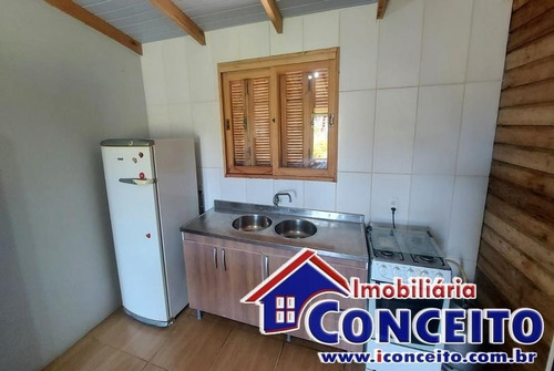 Imagem 13 de 24 de Xc245 - Excelente Residência Mista Localizada No Balneário Harmonia