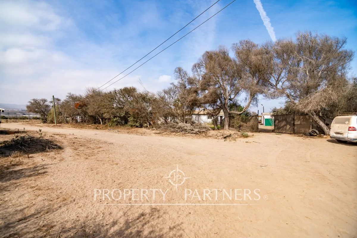Imagen 3 de 20 de Arriendo Empresas Gran Terreno Con Casas En Sector...