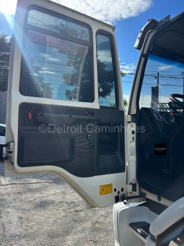 Ford Cargo 2422 2011 Baú Furgão Revisado