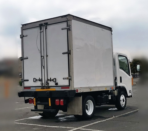 Imagen 4 de 15 de Isuzu Elf-300-e Mod. 2010 Con Caja Seca Impecable, Compare