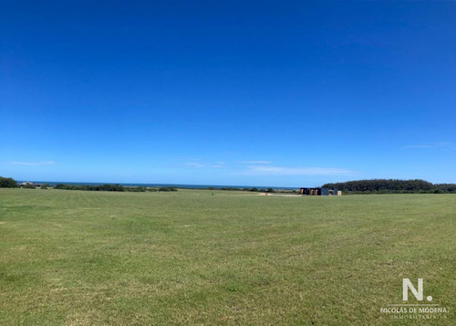 Terreno En Venta En Complejo Frente Al Mar! Las Garzas