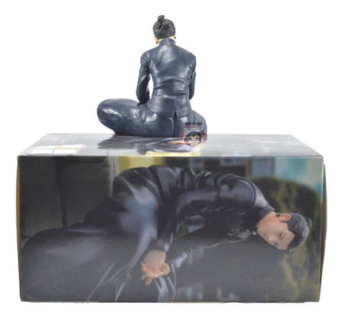 Figura Muñeco Jujutsu Kaisen Suguru Geto Sentado