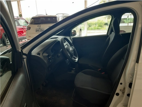 Imagem 7 de 8 de Renault Logan 1.0 12v Sce Flex Life Manual