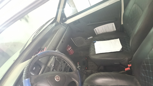 Fiat Fiorino 1.3 Flex 4p