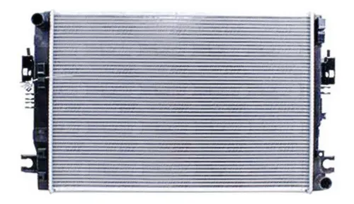 comprar Radiador Motor Para Nissan Np300 Navara 2.3 Ys23 2019 2021