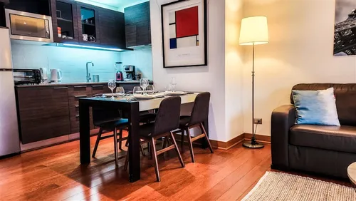Top Amoblado 1 Dorm. 1est Y 1b En El Golf - Metro Alcántara