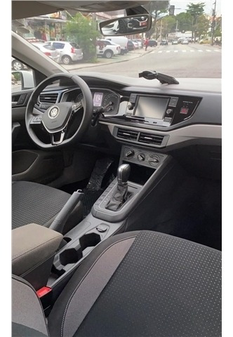 Volkswagen Polo 1.0 200 Tsi Comfortline Automático
