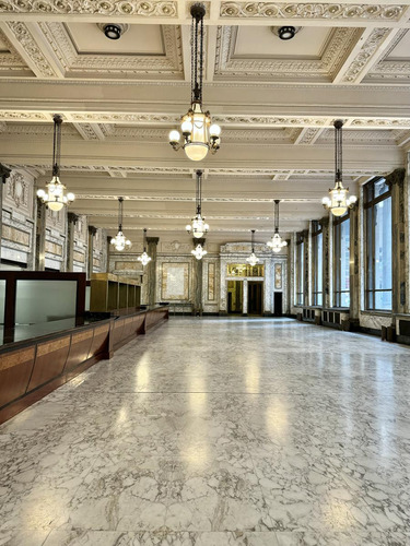 Oficina En Palacio De La Reconquista