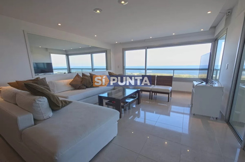 Penthouse En Venta De 5 Dormitorios Frente Al Mar En Playa Brava 