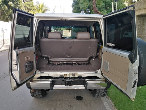 Imagen 12 de 17 de Toyota Machito Lx Sincronico 4x4
