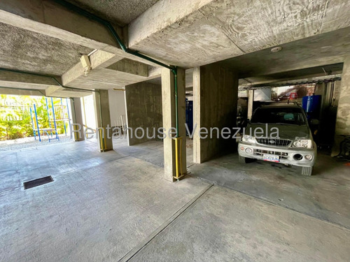 Moderna Casa En Venta Este De Barquisimeto. Urbanizacion Colinas Del Viento 25-20497 As-my
